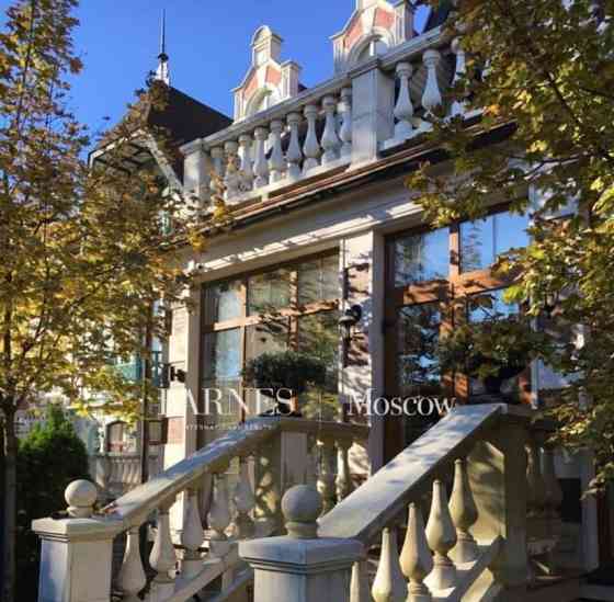 Таунхаус, 450 м2, 6 соток, 3 эт. Одинцово