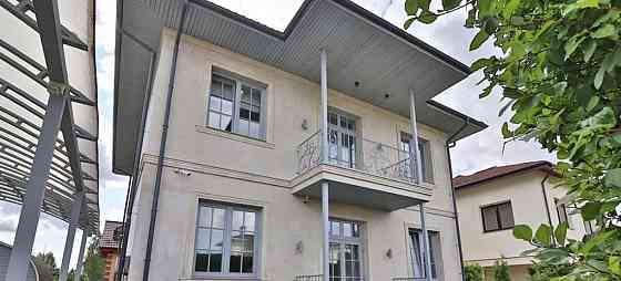 Коттедж, 220 м2, 6 соток, 2 эт. Истра