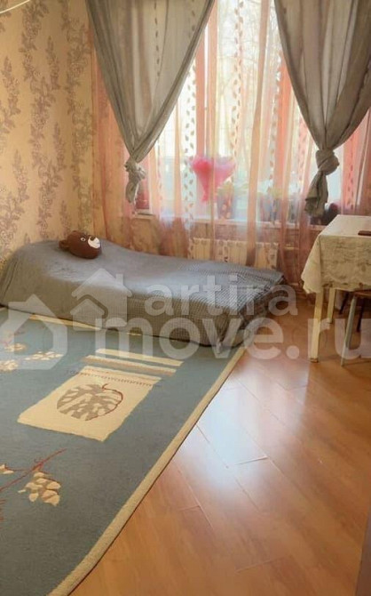 Комната, 15 м2, 1/9 эт. Москва - изображение 1