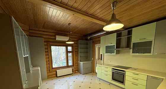 Коттедж, 550 м2, 1.85 га, 3 эт. Москва