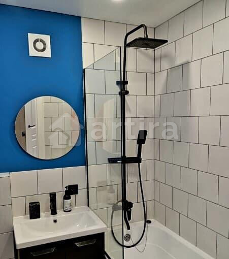 2-комн. квартира, 38 м2, 2/5 эт. Новосибирск - изображение 2