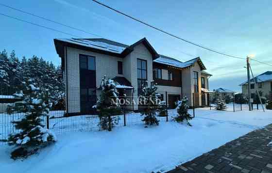 Коттедж, 200 м2 Бронницы