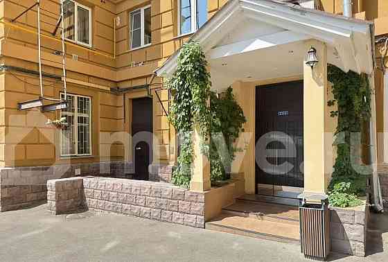 4-комн. квартира, 156.5 м2, 3/10 эт. Москва