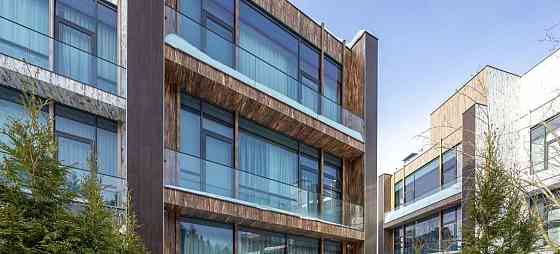 Таунхаус, 250 м2, 2 сотки, 4 эт. Истра