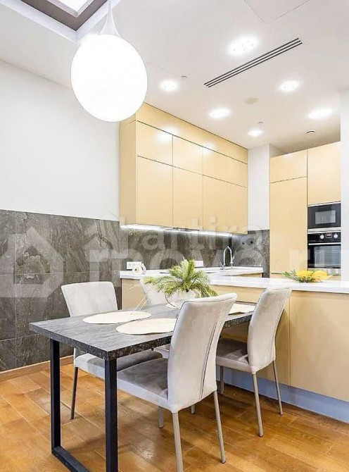 2-комн. апарт-ы, 65 м2, 62/78 эт. Москва - изображение 2