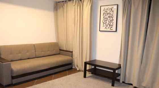 2-комн. квартира, 40 м2, 1/4 эт. Москва