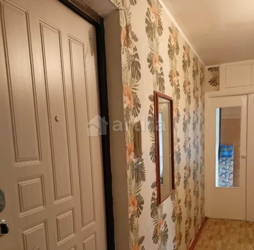 Комната, 50 м2, 5/9 эт. Ижевск - изображение 1