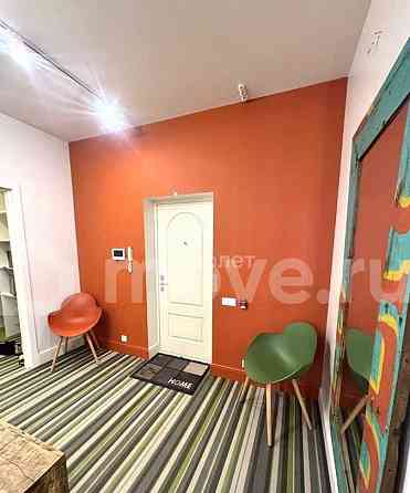 3-комн. квартира, 128 м2, 2/5 эт. Москва