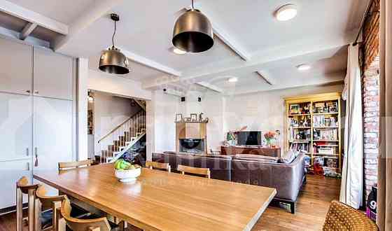 6-комн. квартира, 179.5 м2, 10/11 эт. Москва