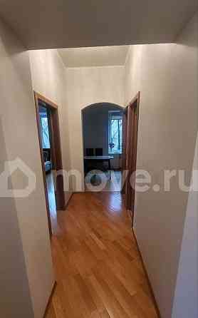 3-комн. квартира, 72 м2, 2/5 эт. Москва