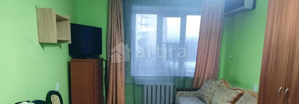 Комната, 18 м2, 5/10 эт. Ростов-на-Дону - изображение 1