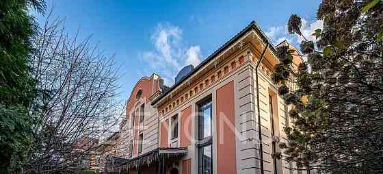 Дом, 1256.7 м2, 1 сотка, 4 эт. Санкт-Петербург