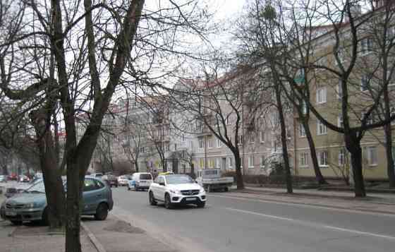 1-комн. квартира, 37 м2, 2/4 эт. Калининград