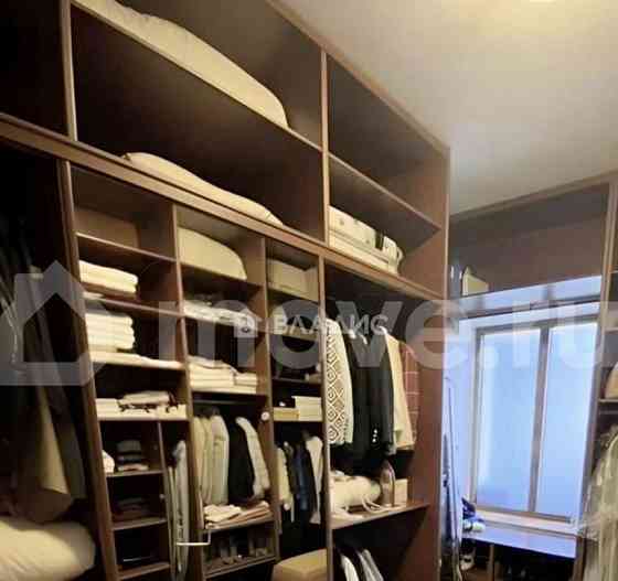 5-комн. квартира, 180 м2, 3/7 эт. Москва