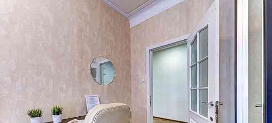 Комната, 110 м2, 4/8 эт. Санкт-Петербург