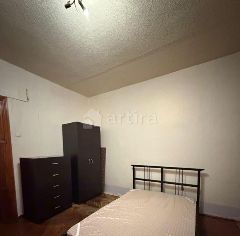 Комната, 18 м2, 1/5 эт. Санкт-Петербург - изображение 1