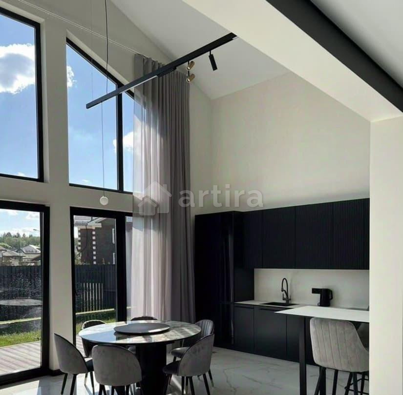 Дом, 205 м2, 6 соток, 2 эт. Наро-Фоминск - изображение 1