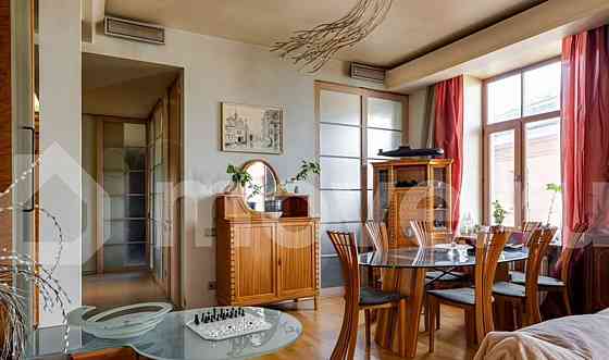 5-комн. квартира, 144.4 м2, 4/8 эт. Москва