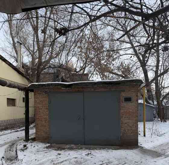 Гараж, 30 м2 Шахты