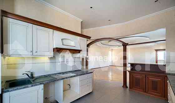 5-комн. квартира, 199 м2, 10/23 эт. Москва