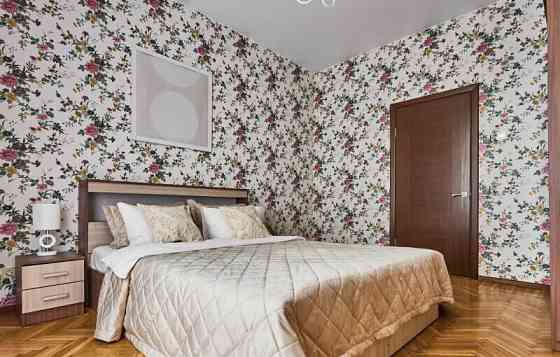 2-комн. квартира, 60 м2, 2/5 эт. Санкт-Петербург