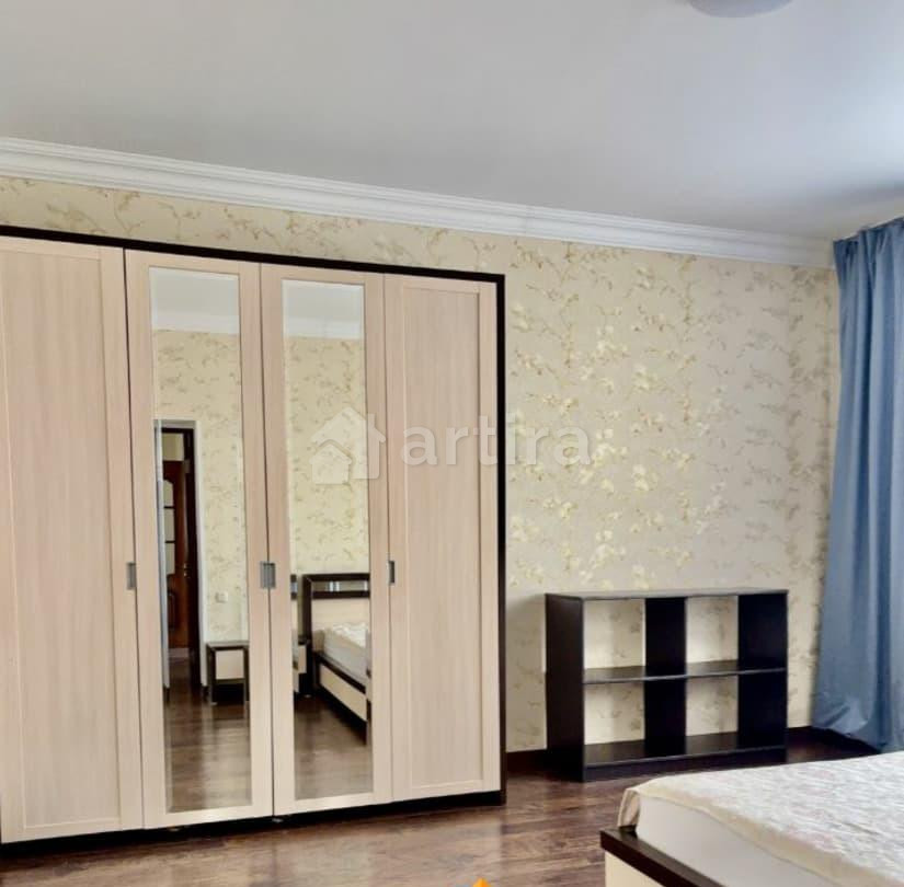 Дом, 200 м2, 3.5 сотки, 2 эт. Симферополь - изображение 2