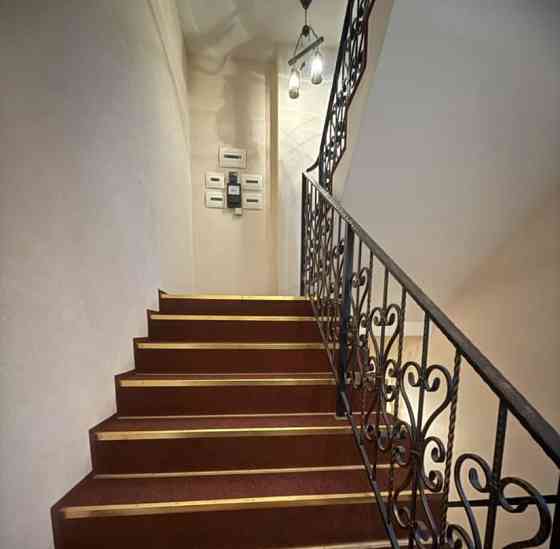 Коттедж, 370 м2, 1.5 га, 3 эт. Истра