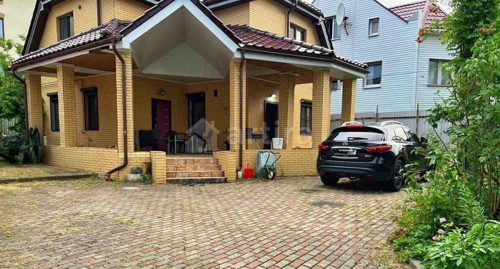 Дом, 220 м2, 4 сотки, 2 эт. Зеленоградск - изображение 1