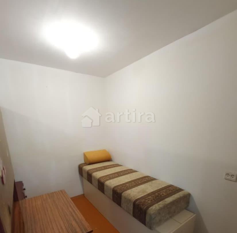 Комната, 20 м2, 1/9 эт. Екатеринбург - изображение 1