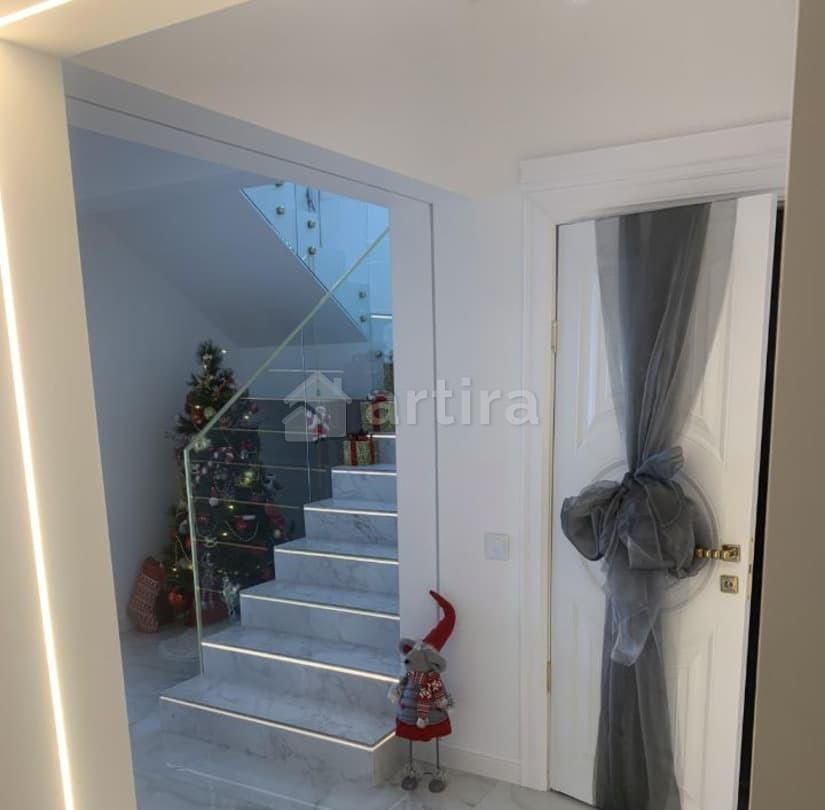 Дом, 277 м2, 6 соток, 3 эт. Истра - изображение 3