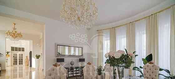 Дом, 650 м2, 19 соток, 3 эт. Одинцово