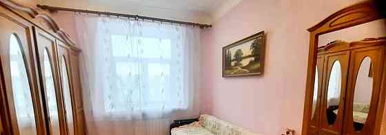 Комната, 68 м2, 3/5 эт. Москва