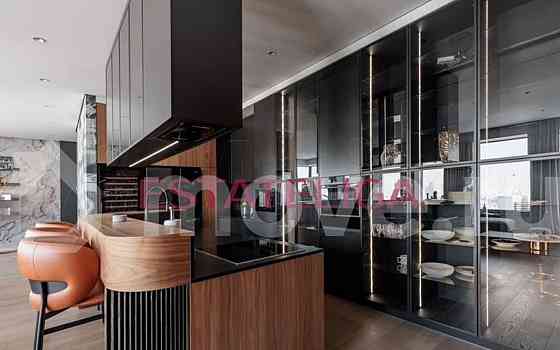 5-комн. квартира, 180 м2, 20/40 эт. Москва