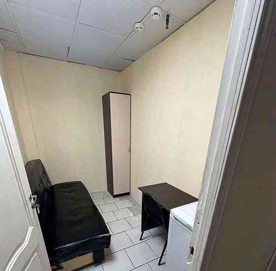 Комната, 8.5 м2, 2/4 эт. Москва