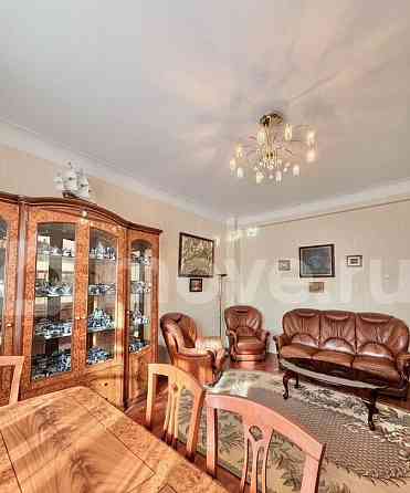 4-комн. квартира, 111.6 м2, 5/5 эт. Москва