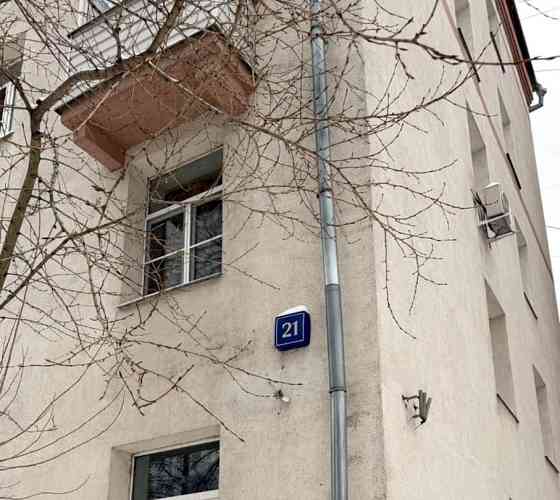 Комната, 21.6 м2, 1/5 эт. Москва