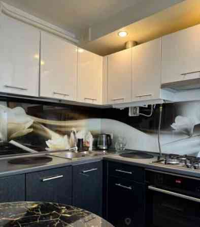 3-комн. квартира, 77 м2, 1/10 эт. Москва