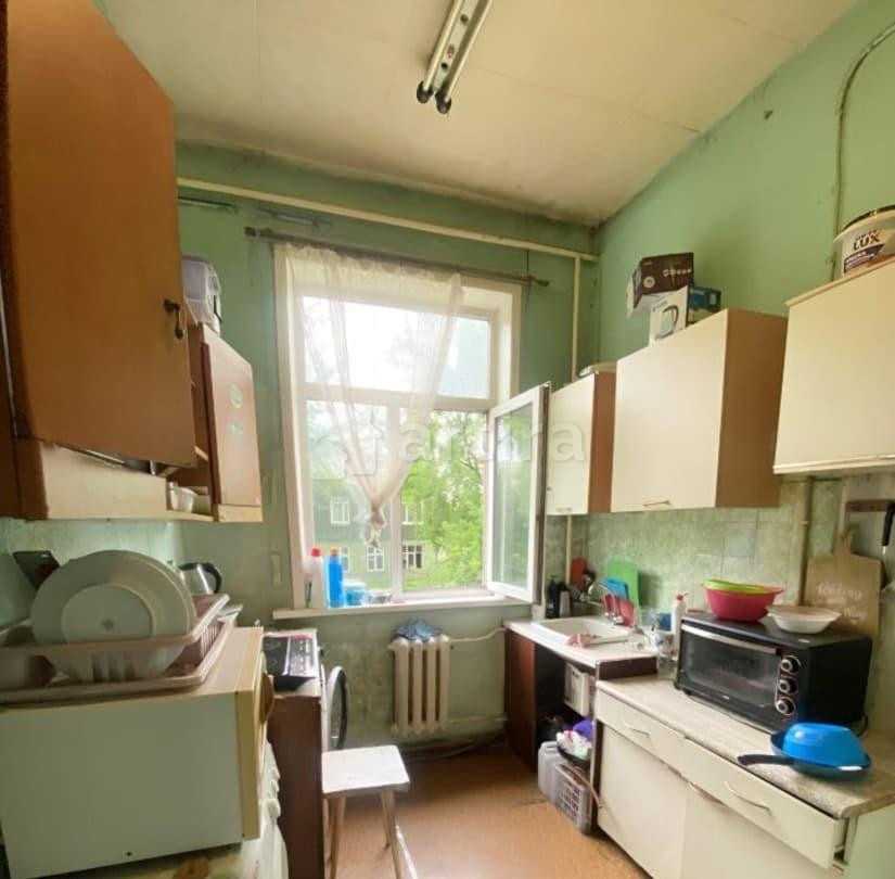 Комната, 101 м2, 2/2 эт. Иркутск - изображение 1