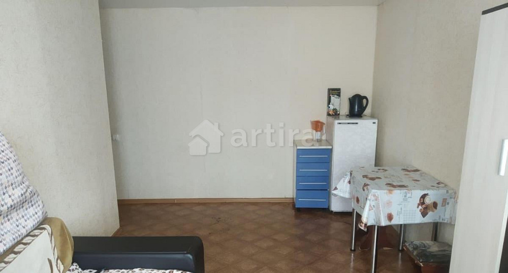 Комната, 18 м2, 3/10 эт. Саратов - изображение 1