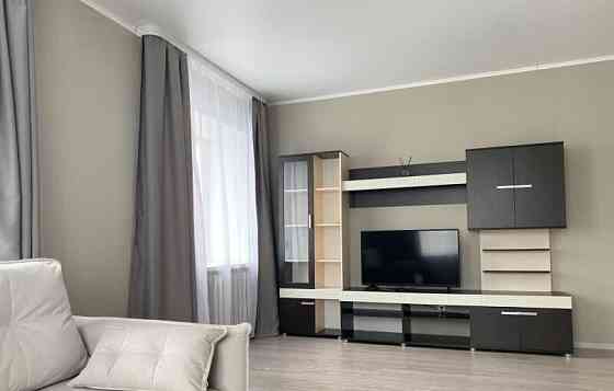 2-комн. квартира, 80 м2, 2/6 эт. Вологда