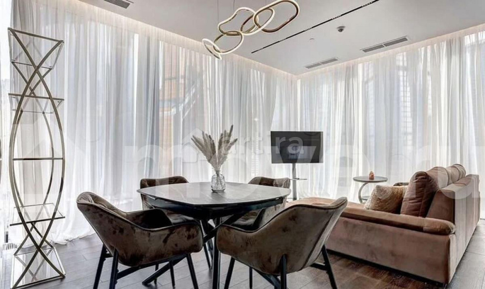 3-комн. апарт-ы, 101 м2, 56/68 эт. Москва - изображение 1