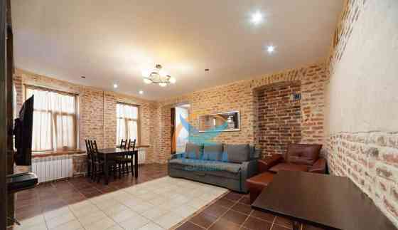 2-комн. квартира, 60 м2, 1/5 эт. Санкт-Петербург