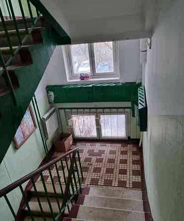 2-комн. квартира, 43 м2, 2/5 эт. Москва