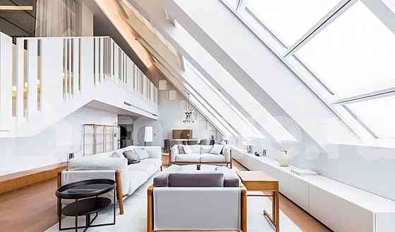 5-комн. апарт-ы, 540 м2, 74/75 эт. Москва