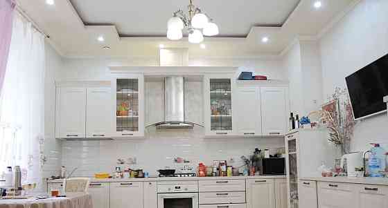 Дом, 370 м2, 12 соток, 3 эт. Александров