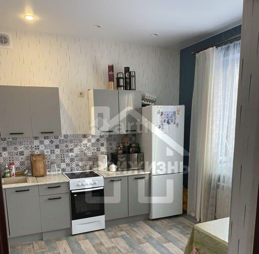 Дом, 170 м2, 6 соток, 2 эт. Екатеринбург - изображение 1