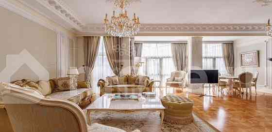 4-комн. квартира, 190 м2, 3/7 эт. Москва