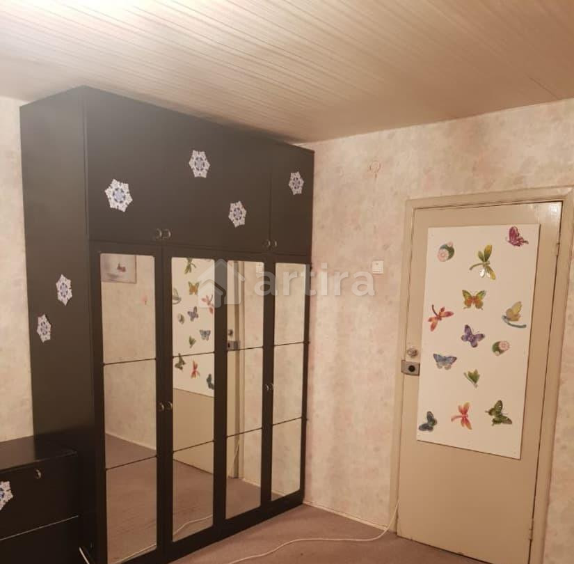 Комната, 18 м2, 5/5 эт. Екатеринбург - изображение 1