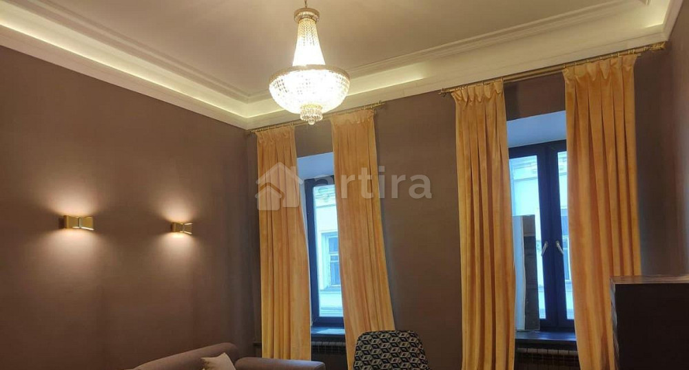 Комната, 18 м2, 4/4 эт. Москва - изображение 1