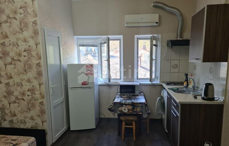 Студия, 18 м2, 3/3 эт. Ялта - изображение 10